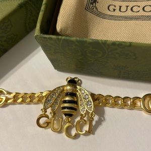 New! Gucci bracelet.